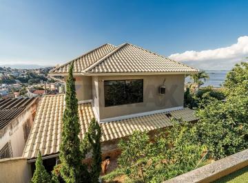 Casa · 200m² · 4 Quartos · 6 Vagas · Casa para venda em Bancários de 200.00m² com 4 Quartos e 6 Garagens