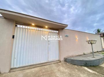 Casa · 480m² · 2 Quartos · 4 Vagas · Casa com 2 Quartos, Suíte, Piscina, Anexo e Terraço à Venda em Itaipuaçu