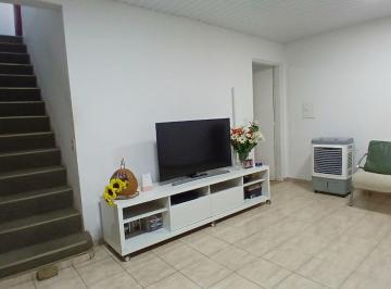 Casa de 3 quartos, São Paulo · Sobrado à Venda em Itaquera com 3 Dormitórios, Quintal e 2 Vagas