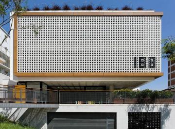 Comercial , São Paulo · Imóvel comercial de 2174 m² de área construída à venda em Sumaré