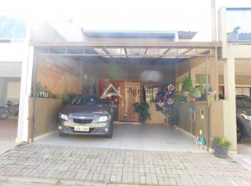 Casa · 100m² · 3 Quartos · 2 Vagas · SOBRADO EM CONDOMÍNIO - BAIRRO XAXIM