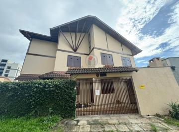 Casa · 280m² · 3 Quartos · 2 Vagas · Sobrado/Casa com 03 quartos, quase esquina com Av.