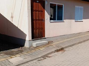 Casa · 75m² · 2 Quartos · 1 Vaga · LINDA CASA EM CONDOMÍNIO RESIDENCIAL A 2MIN DO CENTRO DE VIAMÃO