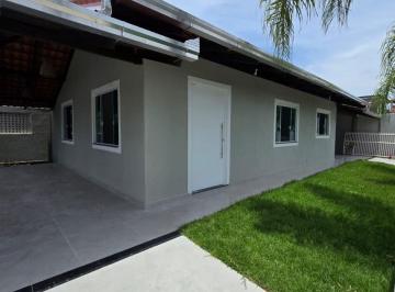 Casa · 3 Quartos · 4 Vagas · Casa no centro de Balneário Piçarras!