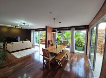 Casa de 3 quartos, Cotia · Granja Viana Condomínio Fechado / Terreno de 1.430m² / Amplo Bosque Privativo /
3 Suítes / Moderna