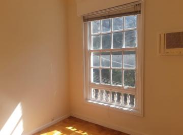 Apartamento · 84m² · 3 Quartos · Apartamento 03 Quartos e Varanda no Cosme Velho