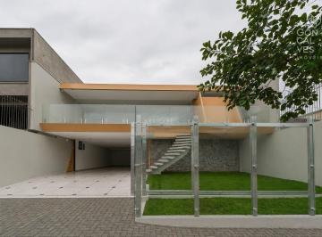 Comercial · 6 Vagas · Casa Comercial Mercês, 7 Salas Corporativas, 06 Vagas, Mercês, Curitiba.