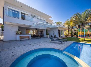 Casa · 640m² · 5 Quartos · 7 Vagas · Casa em Vila Caldas, Carapicuíba/SP de 640m² 5 quartos à venda por R$ 3.850.000,00
