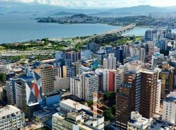 Casa · 449m² · 4 Quartos · 3 Vagas · Casa em Centro, Florianópolis/SC de 449m² 4 quartos à venda por R$ 3.480.000,00