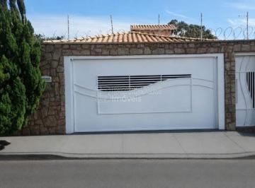 Casa · 165m² · 2 Quartos · Casa Padrão em Araraquara