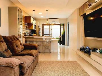Casa · 105m² · 3 Quartos · 2 Vagas · EXCELENTE SOBRADO 3 QUARTOS SENDO 1 SUITE COM HIDROMASSAGEM NO BAIRRO MONTSERRAT EM CANOAS.