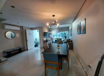 Casa · 111m² · 2 Quartos · 2 Vagas · Casa em condomínio com 2 quartos (suítes) no bairro Mário Quintana.