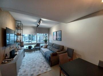Casa · 111m² · 2 Quartos · 2 Vagas · Casa em condomínio com 2 quartos (suítes) no bairro Mário Quintana.