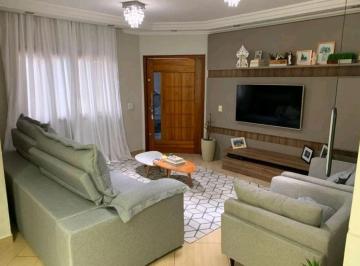 Casa · 200m² · 3 Quartos · 4 Vagas · Casa em Vila Suissa, Mogi das Cruzes/SP de 200m² 3 quartos à venda por R$ 990.000,00