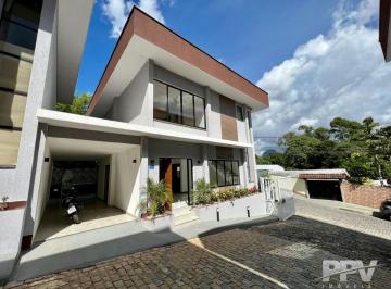 Casa · 148m² · 4 Quartos · Casa em Várzea, Teresópolis/RJ de 148m² 4 quartos à venda por R$ 1.290.000,00