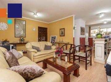 Casa · 200m² · 3 Quartos · Casa em Cupecê, São Paulo/SP de 200m² 3 quartos à venda por R$ 900.000,00
