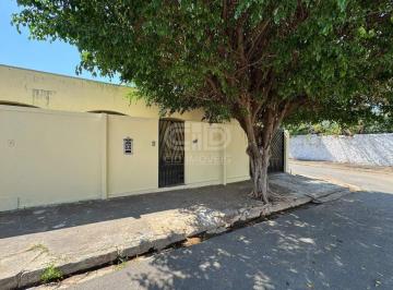 Casa · 150m² · 5 Quartos · 3 Vagas · Casa com 5 Quartos e Piscina no Jardim das Américas