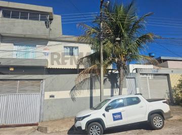 Casa · 360m² · 6 Quartos · 10 Vagas · Casa em Belvedere, Divinópolis/MG de 360m² 6 quartos à venda por R$ 900.000,00