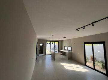 Casa · 140m² · 3 Quartos · 4 Vagas · Casa em Campestre, Piracicaba/SP de 140m² 3 quartos à venda por R$ 890.000,00