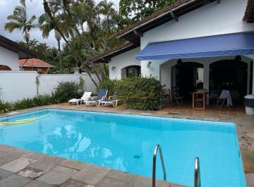 Casa · 250m² · 5 Quartos · 4 Vagas · Casa em Jardim Virgínia, Guarujá/SP de 250m² 5 quartos à venda por R$ 1.200.000,00