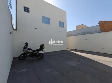 Apartamento · 50m² · 2 Quartos · 1 Vaga · Apartamento com 2 quartos sendo 1 suíte disponível para locação no bairro Jardim Ipanema em Uberlând