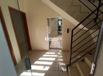 Apartamento · 45m² · 2 Quartos · 1 Vaga · Apartamento com 2 quartos sendo 1 suíte disponível para locação no bairro Jardim Ipanema Uberlândia