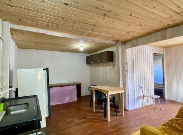 img0 · Casa com 2 Quarto(s) e 1 banheiro(s) para Alugar, 50 m² por R$ 1150 / Mês