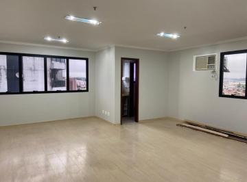 Comercial · 45m² · 1 Vaga · Sala em Centro, Suzano/SP de 45m² à venda por R$ 395.000,00