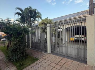 Casa · 201m² · 2 Quartos · 2 Vagas · Casa/Sobrado Casa em Maringá
