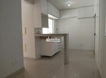 Casa · 118m² · 3 Quartos · 3 Vagas · Casa com 3 quartos sendo 1 suíte disponível para venda no bairro Martins em Uberlândia-MG