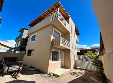 b32bb630a2526be18088bd56ba7dc95f78ede58a · Casa triplex com 2 quartos à venda no Maria Turri, Rio das Ostras