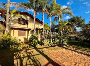 38100246-fb71-49e1-a32c-39ba526c9fd4 · Condominio Pinhaes