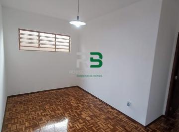 Casa · 180m² · 3 Quartos · 2 Vagas · Casa Térrea à Venda no Jardim Cláudia