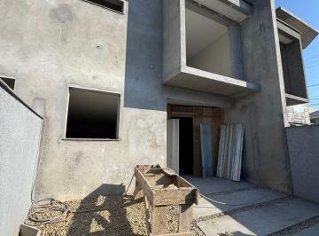 Casa · 132m² · 3 Quartos · 2 Vagas · Sobrado Geminado em Costa e Silva, Joinville/SC
