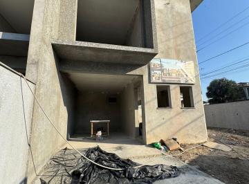 Casa · 131m² · 3 Quartos · 2 Vagas · Sobrado Geminado de ESQUINA no Costa e Silva, Joinville/SC