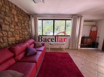 Apartamento · 158m² · 2 Quartos · 1 Vaga · Cobertura : Duplex / Residencial / Laranjeiras