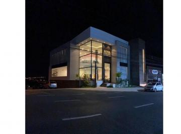 Comercial · 724m² · 13 Vagas · Prédio Comercial para alugar em Parque Bela Vista de 724.00m² com 13 Garagens