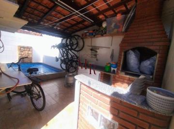 nysvw702ytzlmmvlmdfhmjc4_md · Casa isolada com 2 dormitórios no Balneário Flórida