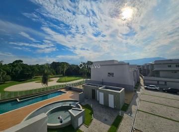 ncqykng2ytmwndawmjyxngm5_md · Casa triplex a venda com 6 suítes, piscina particular e solarium.