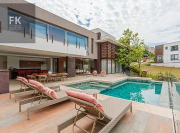 Casa · 1050m² · 4 Quartos · 10 Vagas · Casa de Condomínio em Tamboré  -  Santana de Parnaíba