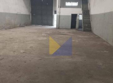 Comercial · 280m² · Galpão / Depósito / Armazém para alugar em Macedo de 280.00m²