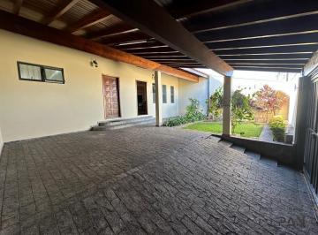 Casa · 217m² · 4 Quartos · 2 Vagas · Casa para venda em Jardim Shangri-lá de 217.00m² com 4 Quartos, 1 Suite e 2 Garagens