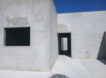 Casa · 60m² · 2 Quartos · 2 Vagas · Casa para venda em Loteamento Residencial E Comercial Araguaia de 60.00m² com 2 Quartos e 2 Garagens