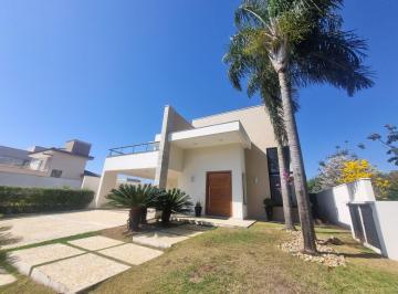 Casa · 378m² · 4 Quartos · 4 Vagas · Casa de Condomínio para alugar em Nossa Senhora Do Perpétuo Socorro de 378.00m² com 4 Quartos, 4 Sui
