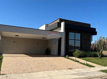Casa · 303m² · 3 Quartos · 6 Vagas · Casa de Condomínio para alugar em Recanto Camanducaia de 303.00m² com 3 Quartos, 3 Suites e 6 Garage