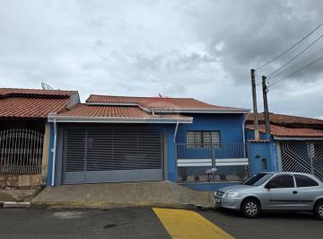 Casa · 190m² · 4 Quartos · Casa para venda em Centro de 190.00m² com 4 Quartos e 2 Suites