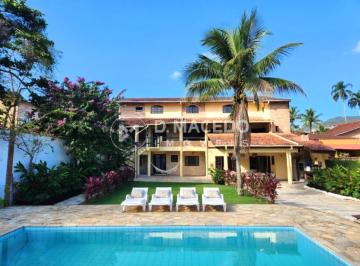 Casa · 251m² · 6 Quartos · 4 Vagas · Casa para venda em Praia Da Lagoinha de 250.71m² com 6 Quartos, 2 Suites e 4 Garagens