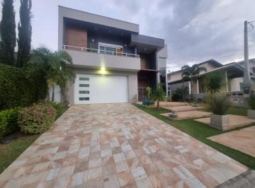 Casa · 320m² · 3 Quartos · 8 Vagas · Casa de Condomínio para venda em Loteamento Residencial Reserva Dos Lagos de 320.00m² com 3 Quartos,