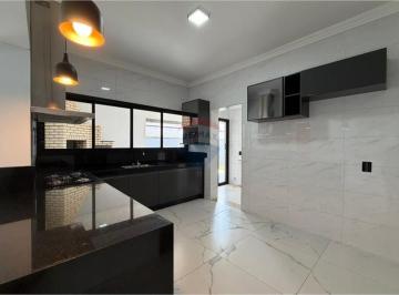 Casa · 225m² · 4 Quartos · 4 Vagas · Casa de Condomínio para alugar em Alphaville Esplanada de 225.00m² com 4 Quartos, 2 Suites e 4 Garag