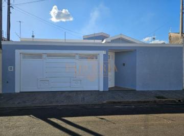 Casa · 210m² · 3 Quartos · 2 Vagas · Casa para venda em Ipanema de 210.00m² com 3 Quartos, 1 Suite e 2 Garagens